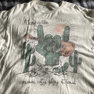 X large Nashville t shirt